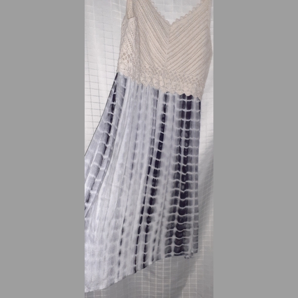 Mystree Crotchet Tie Dye Dress Sz S - Picture 3 of 9